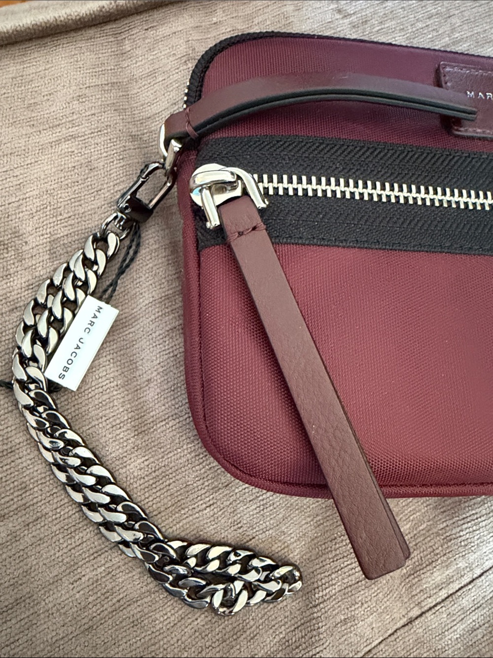 Marc Jacobs Zippered Pouch - Picture 12 of 12